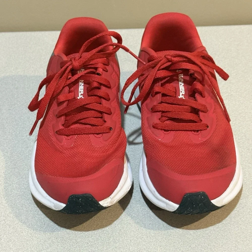 Nike star runner